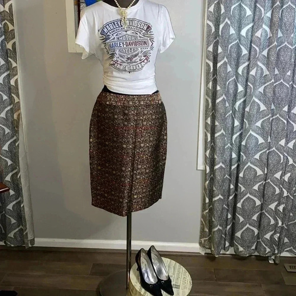 WDNY satin brocade pencil skirt - Picture 2 of 9